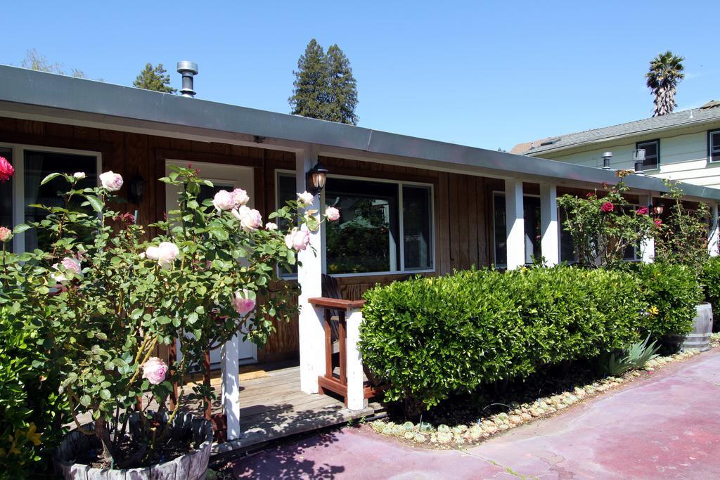 The Woods Hotel - Gay Lgbtq Cabins Guerneville Exteriér fotografie