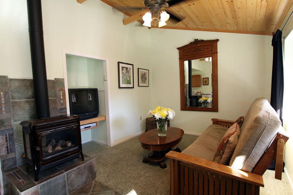 The Woods Hotel - Gay Lgbtq Cabins Guerneville Exteriér fotografie