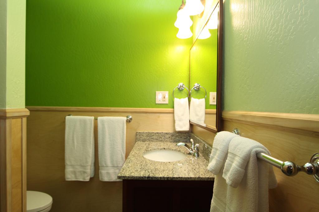 The Woods Hotel - Gay Lgbtq Cabins Guerneville Exteriér fotografie