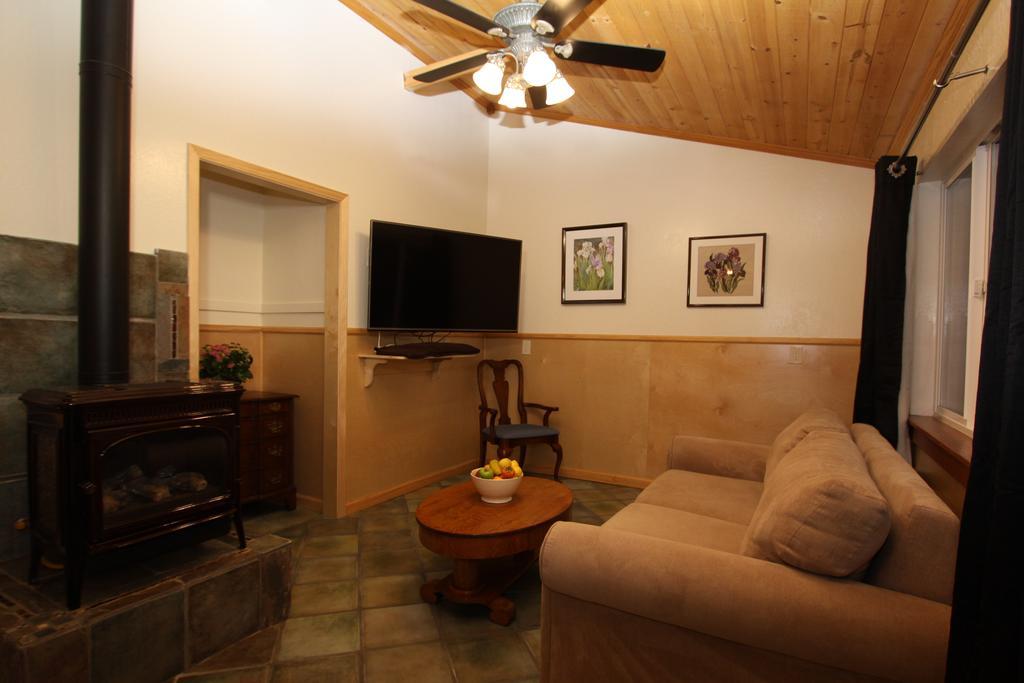 The Woods Hotel - Gay Lgbtq Cabins Guerneville Exteriér fotografie
